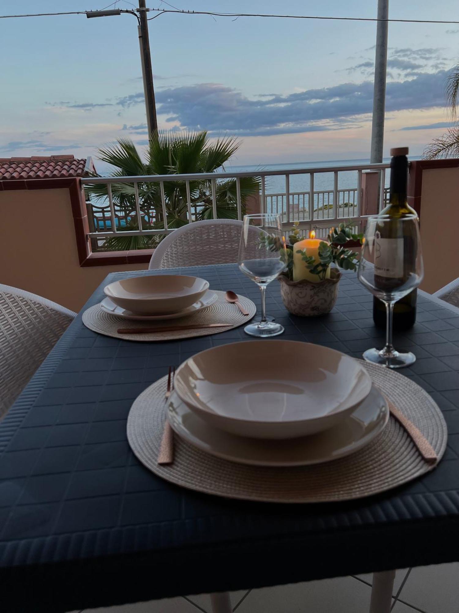 Apartmán Casa Erika Bova Marina Exteriér fotografie