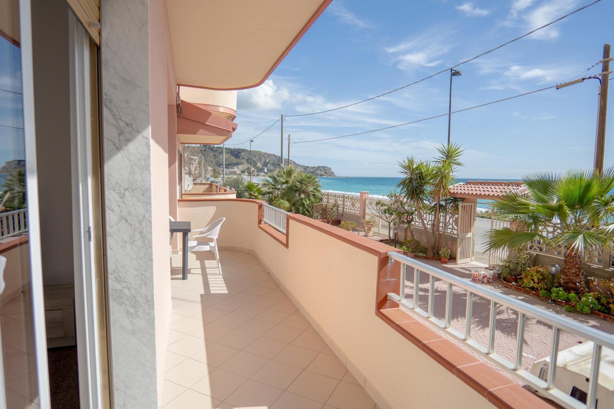 Apartmán Casa Erika Bova Marina Exteriér fotografie
