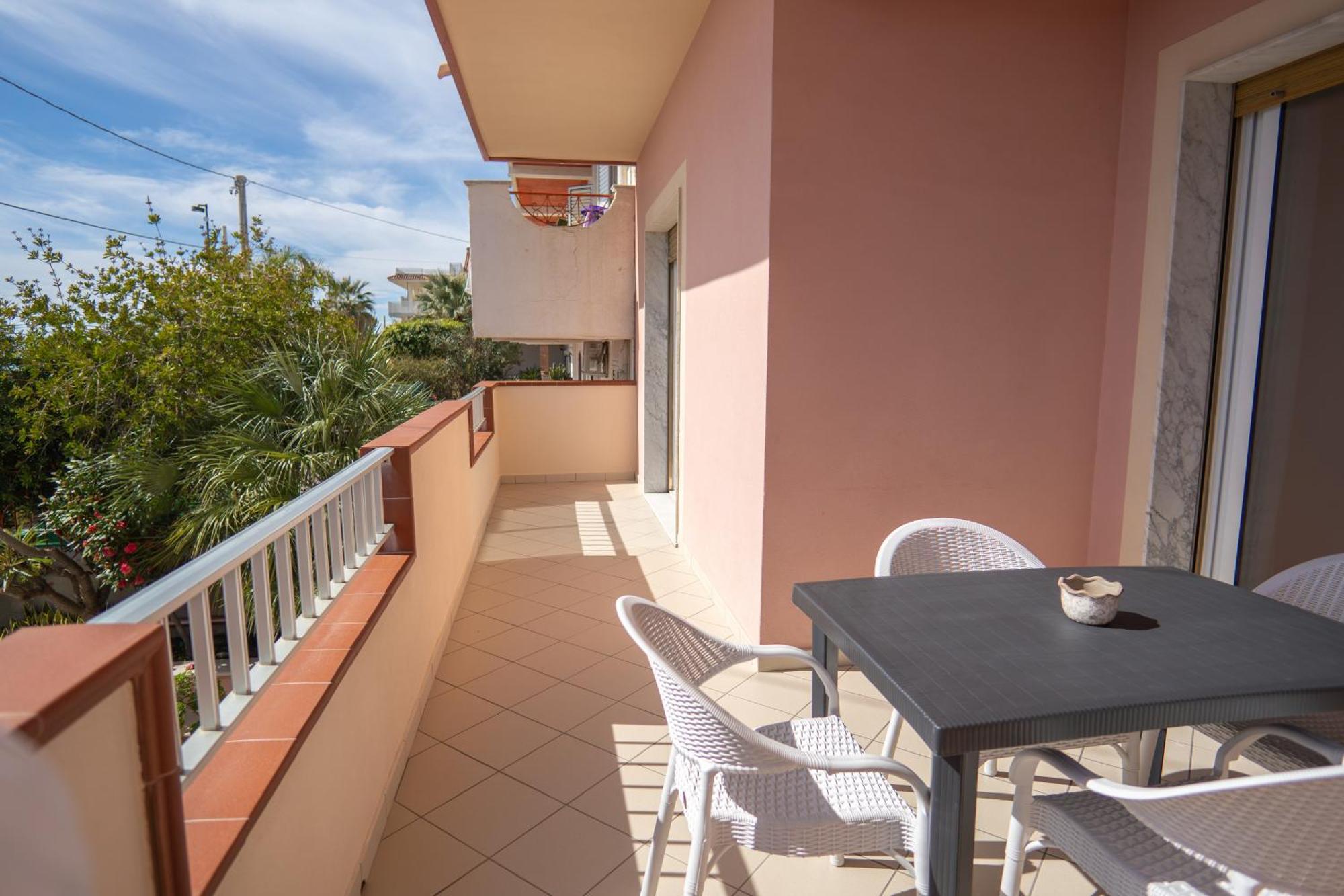 Apartmán Casa Erika Bova Marina Exteriér fotografie